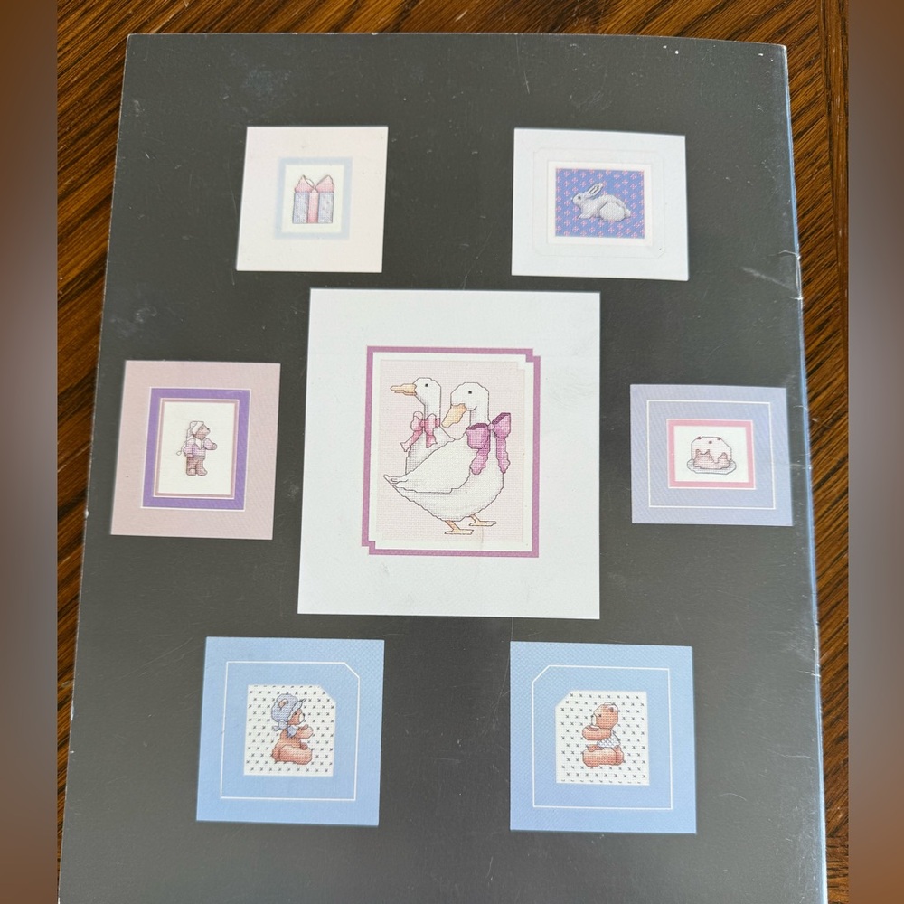 Alma Lynne Designs lot of 5 Booklets Counted Cross Stitch Bears Folk Country - Picture 9 of 9
